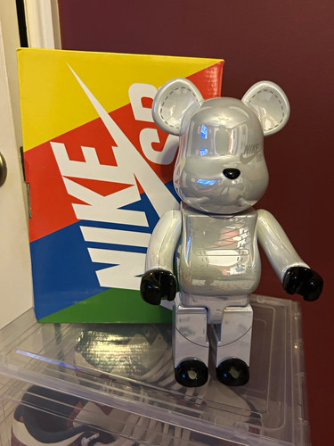 Medicom bearbrick nike - bearbrick,