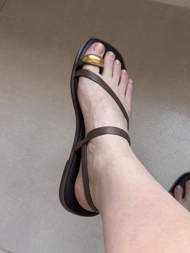 Hush brown sandals size - hush, 6