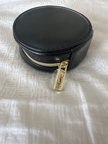 Yves saint laurent - saint, beauty