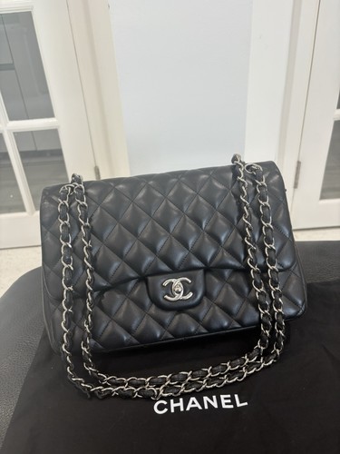 Chanel classic flap - chanel,