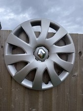 Renault Trafic 16 inch Wheel Trim - GENUINE PART