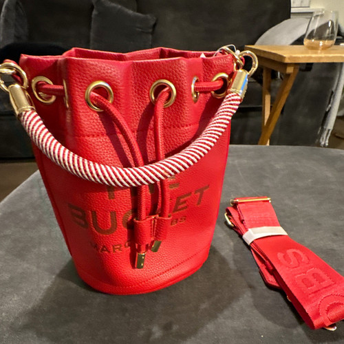 Marc jacobs red pebbled - red,