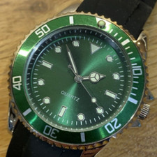 Diver style homage quartz