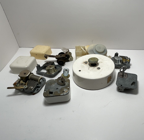 Assorted music box - parts, lot