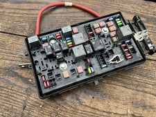 VAUXHALL INSIGNIA A MK1 FUSE