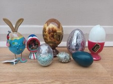Bundle of 8 pretty mixed ornamental eggs. Easter decoration!