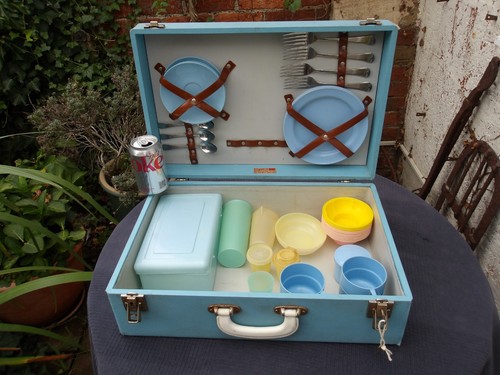 Vintage optima lockable picnic - vintage,