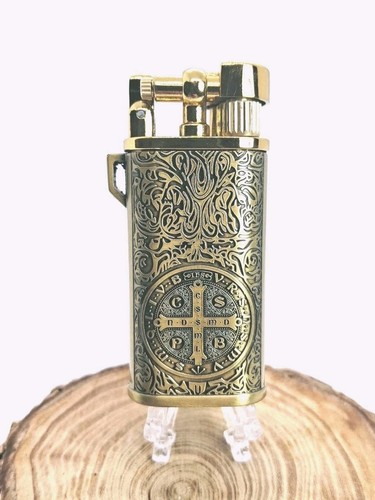 Stunning gold tone constantine - stunning,