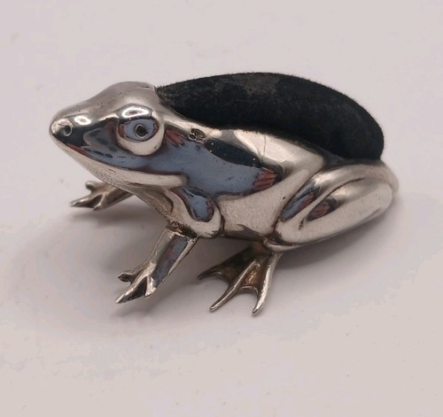 Frog pin cushion - frog,