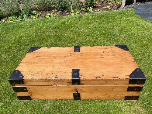 Vintage pine box - pine,