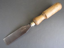 Sash pocket chisel 1 1/4" vintage old tool by Ward