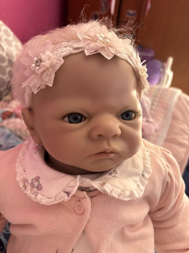 Reborn emmie ashton drake - by,
