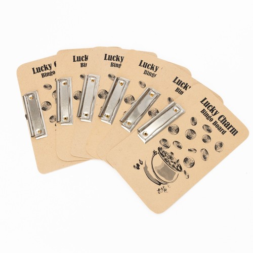 Bingo board with clasp clip - bingo,