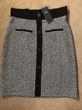 Ladies Mini Skirt size 8 long