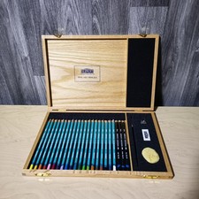 Derwent 23 x Watercolour Pencil Set + Accessories in Wooden Box - New