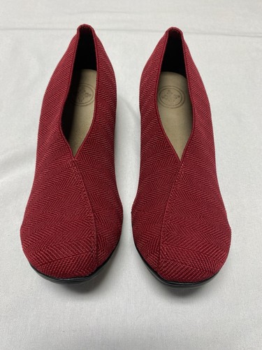 Charleston cape shoe - cape, red