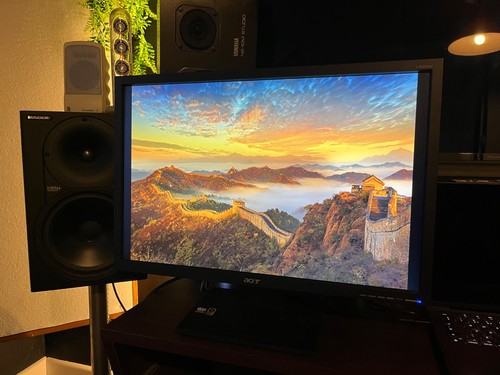 Acer v223w monitor 1680 - 22",