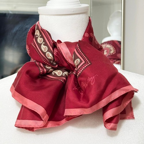Vera bradley burgundy paisley - vera,