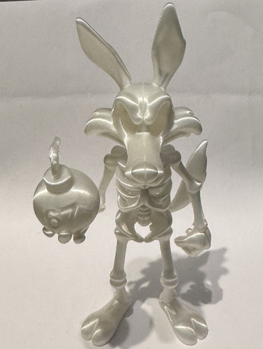 Wile coyote limited edition - wile, e.