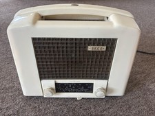 Ekco Valve Radio Model U122