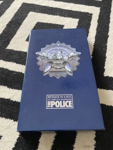 The police message - in, box