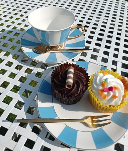 220ml blue and - blue, striped