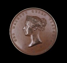 1862 INTERNATIONAL EXHIBITION 'FOR SERVICES' 55mm MEDAL - BY WYON