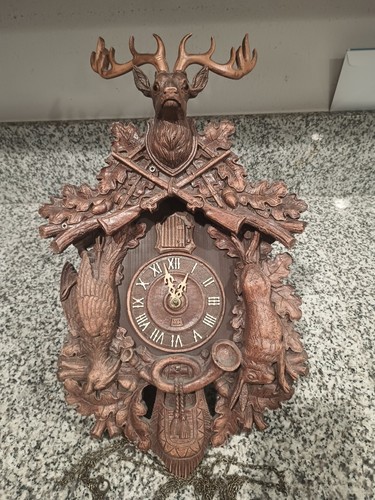 Large lux cuckoo clock - lux, deer