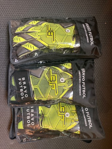 Soccer goalkeeper gloves size - soccer,