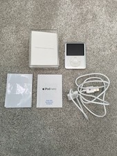 Apple iPod Nano Boxed 4GB