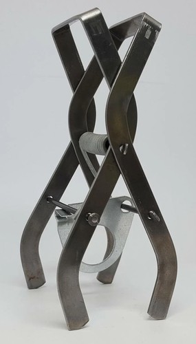 Mole claw scissor traps - mole,