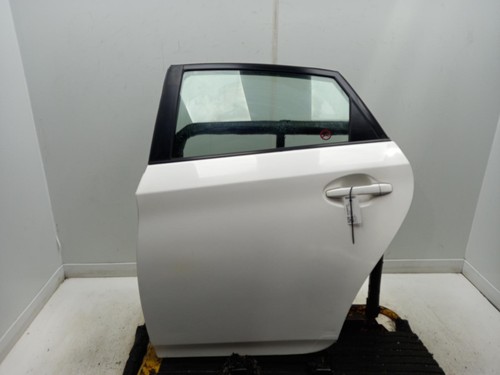 Toyota prius left rear door - prius,
