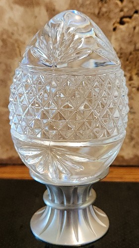 Hand cut lead crystal - cut,