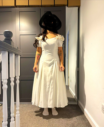 Ivory off shoulder line tea - ivory,