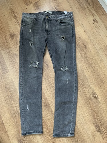 Zara men ripped jeans - men’s, size