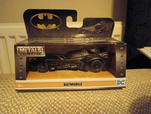 Metals die cast batmobile - metals,