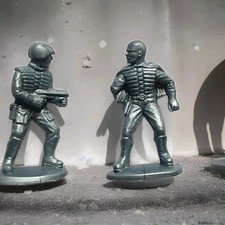 Marx spacemen figures 38mm tall