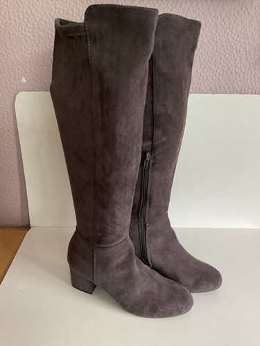 Grey faux suede knee - co,