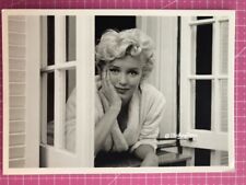 MARILYN MONROE postcard 1980s 1954 7 Year Itch at window (Magie Noire)
