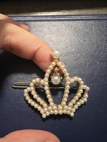 Crown shaped brooch - crown-shaped,