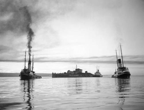 Old battleship hms warspite - old,