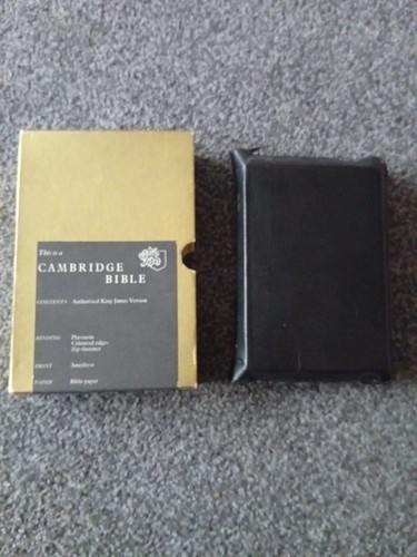 Cambridge holy bible king - holy,
