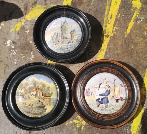 Three prattware pot lids - prattware,