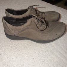 Clarks Wave Walking Shoes