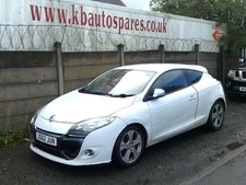 renault megane coupe 2012 1.6 dci rear axle breaking/spares/parts