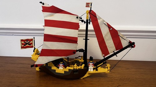 Custom pirates lego 6268 ship - lego,