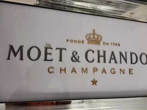 Moet and chandon cocktail - and,