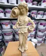 Heissner women with water