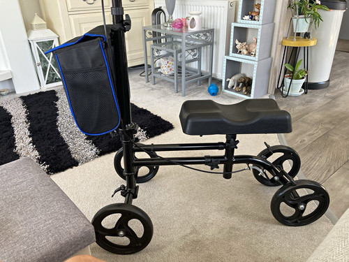 Black wheel knee walker - black,
