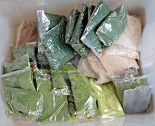 Hachette Your Model Railway Village Flock  Scatter Packs Multi-List Last Few